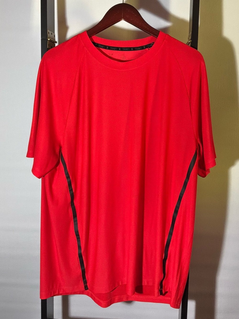 🌙✨ Xersion Men's Red Performance Crew Neck Shirt